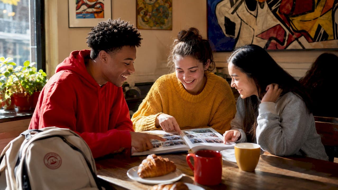 Why Schools Offer Yearbooks Explained for Students
